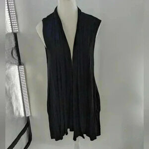 Super Nova Women's Size Medium Black Sleeveless Open Front Cardigan With Pockets